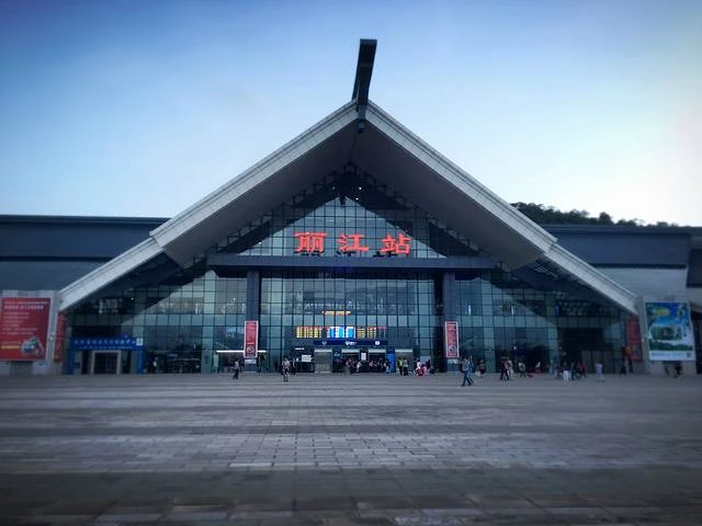 西安到麗江物流專線公司/2025